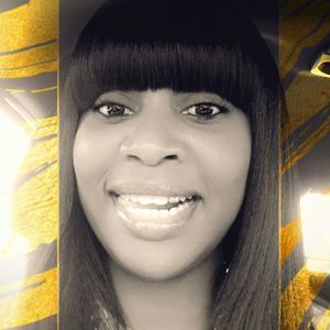 Meet your Posher, Dina